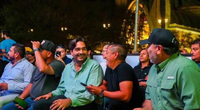 Vivieron reynosenses noche histórica de la WFC México con el Alcalde Carlos Peña Ortiz